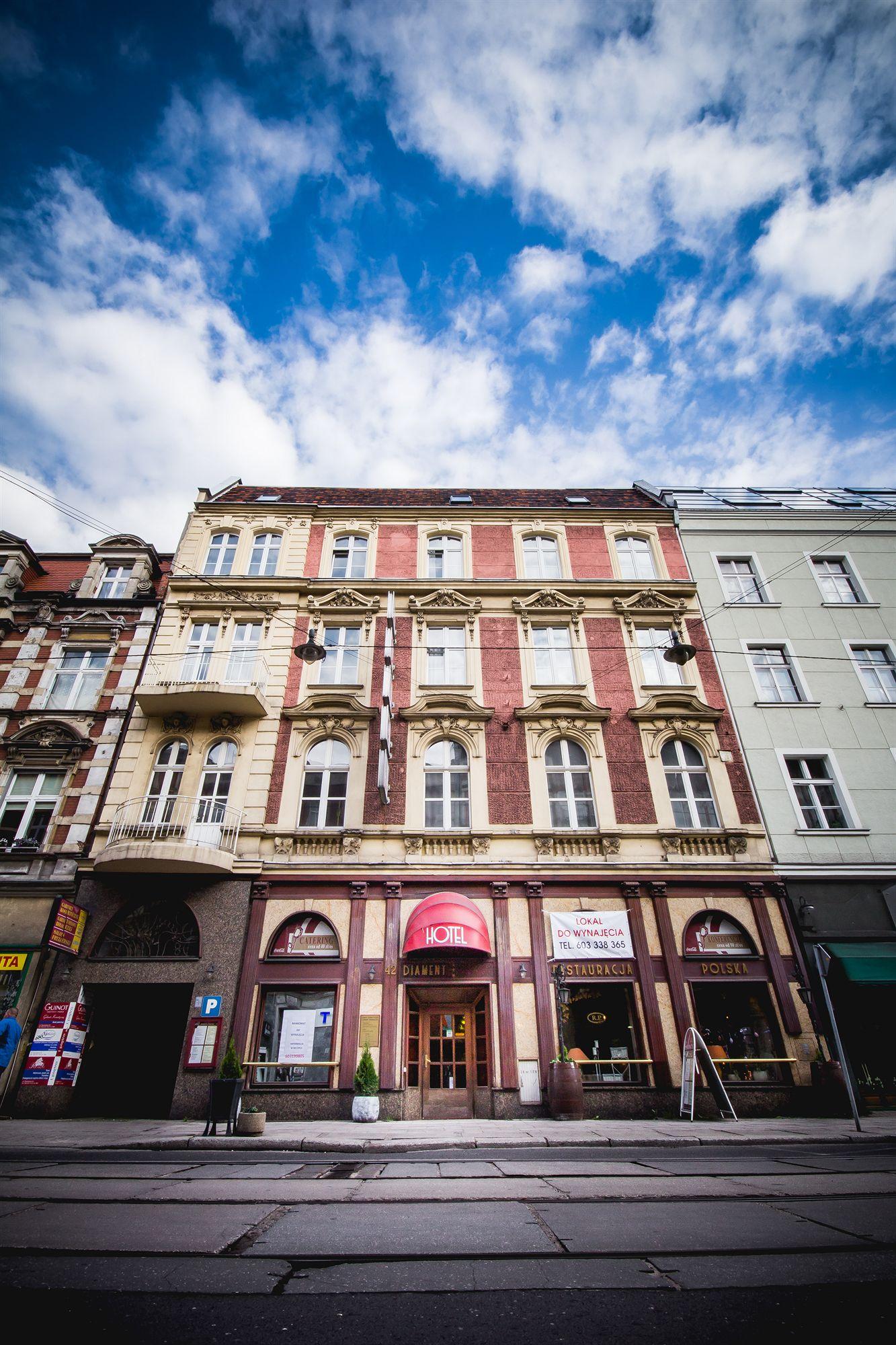 Hotel Diament Economy Gliwice Buitenkant foto