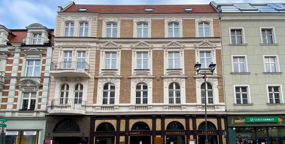 Hotel Diament Economy Gliwice Buitenkant foto